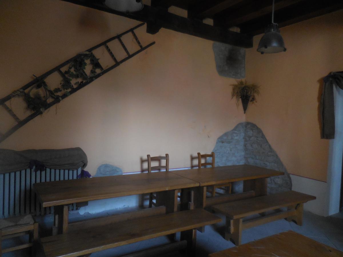 Ostello Podesteria Di Gombola Polinago Ngoại thất bức ảnh